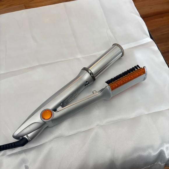 InStyler silver and Orange Hair Styling Tool - Picture 1 of 6